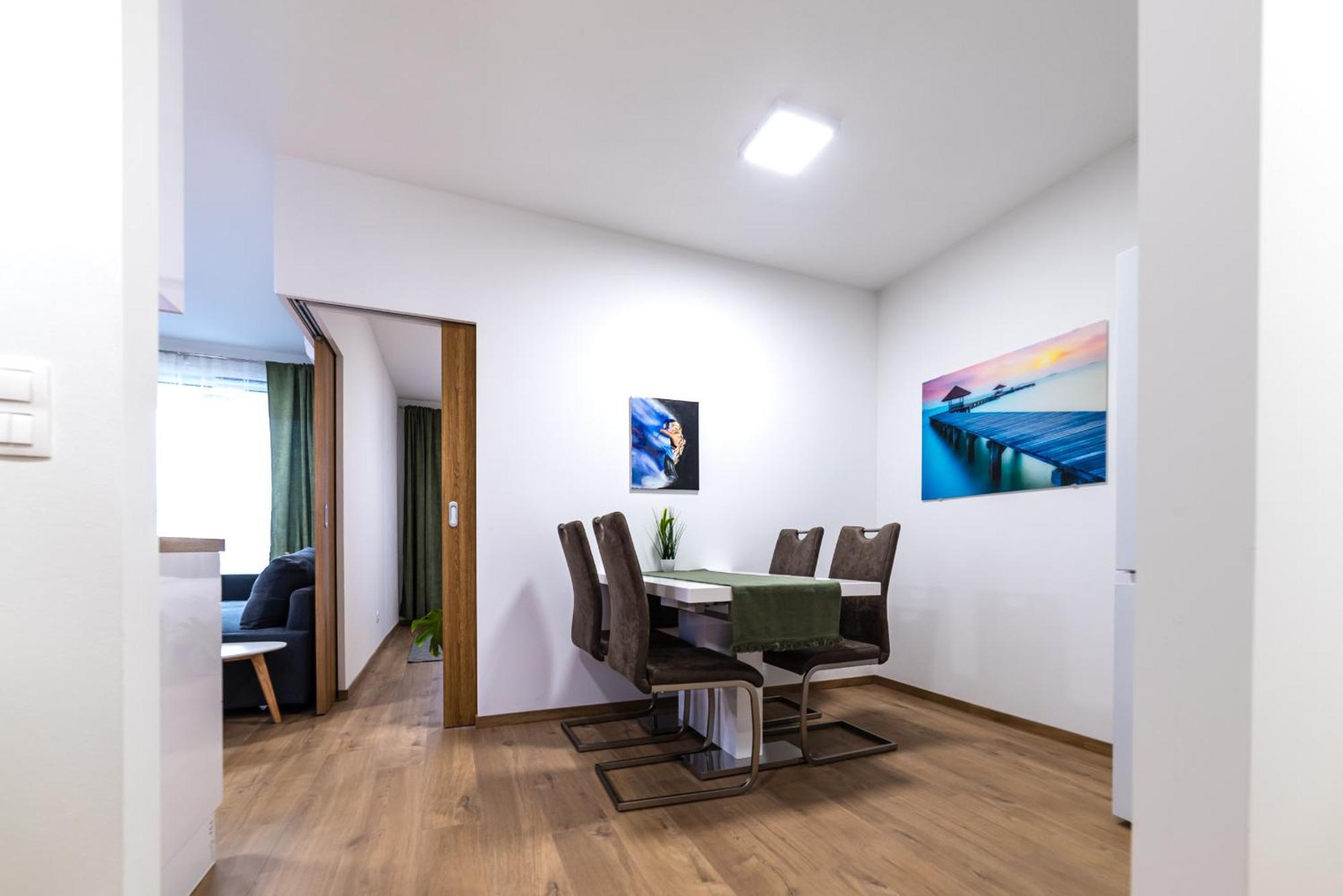 Mickiewiczova Apartment Free Parking By Veronika & Jano Bratislava Buitenkant foto