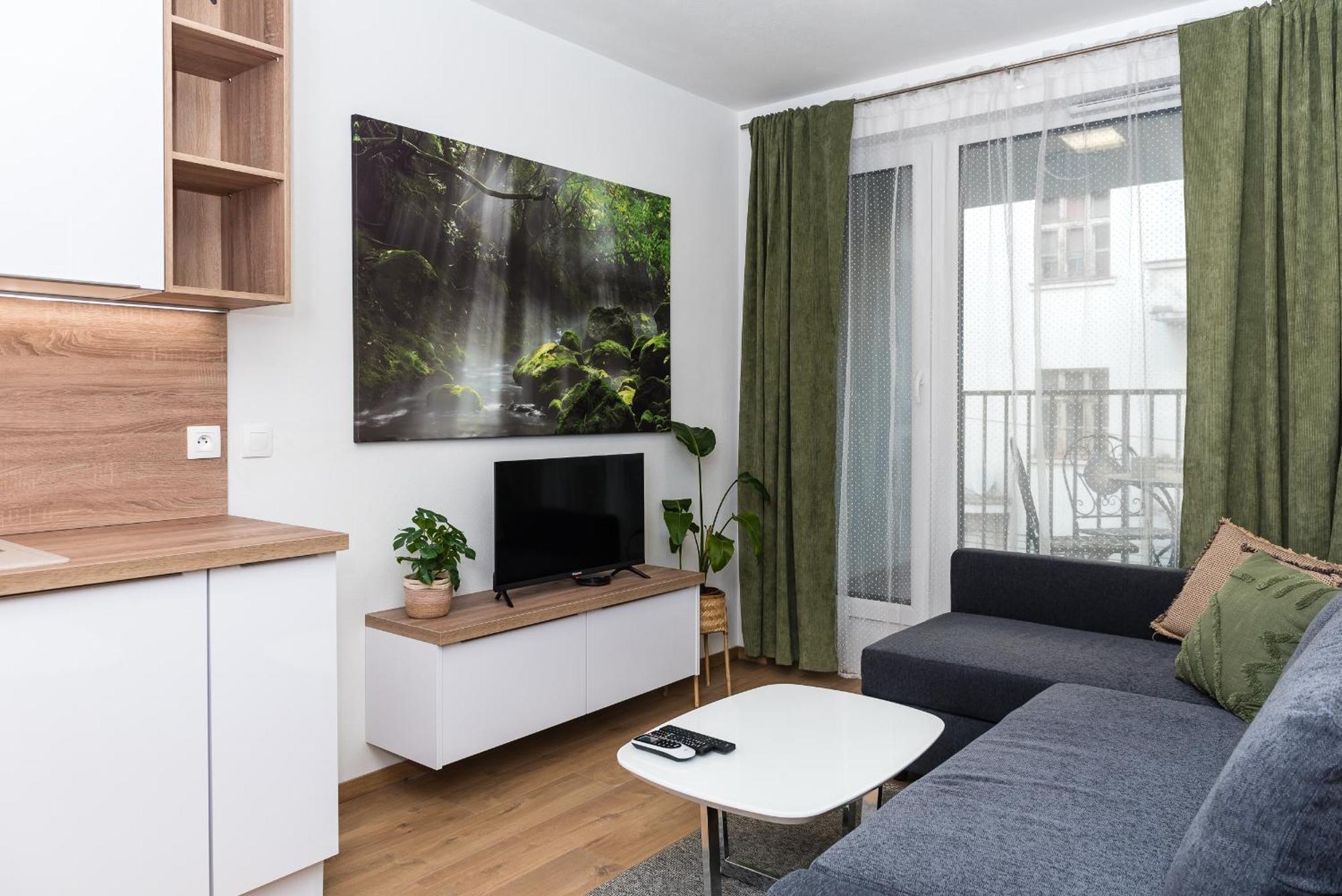 Mickiewiczova Apartment Free Parking By Veronika & Jano Bratislava Buitenkant foto